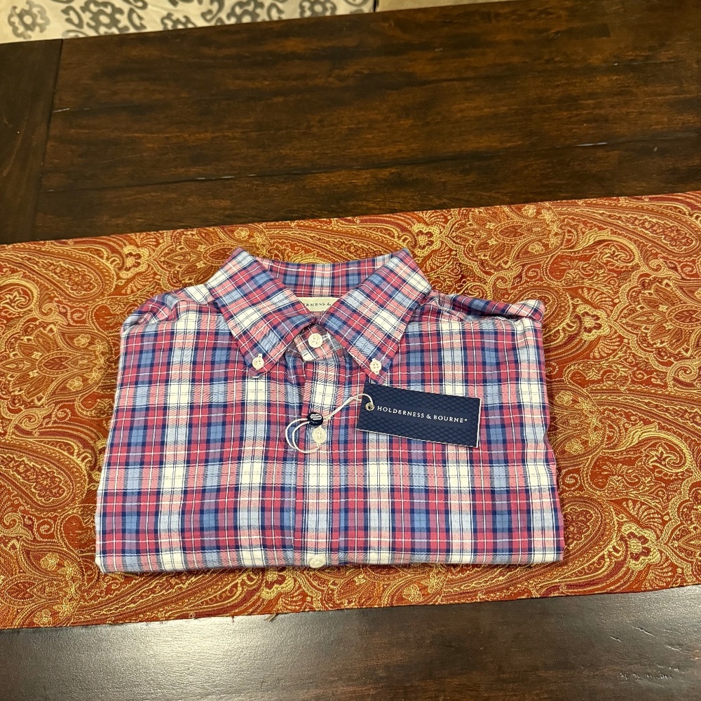 Holderness & Bourne Men's Large Vintage Claret The Andrews Shirt MSRP $165